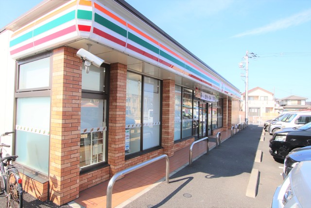 コンビニ　セブン－イレブン　市原五井三又店（コンビニ）まで260m
