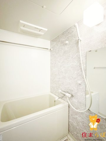 バス・シャワールーム　「見た目じゃなく、心に“しっくりくる”を大切に。」