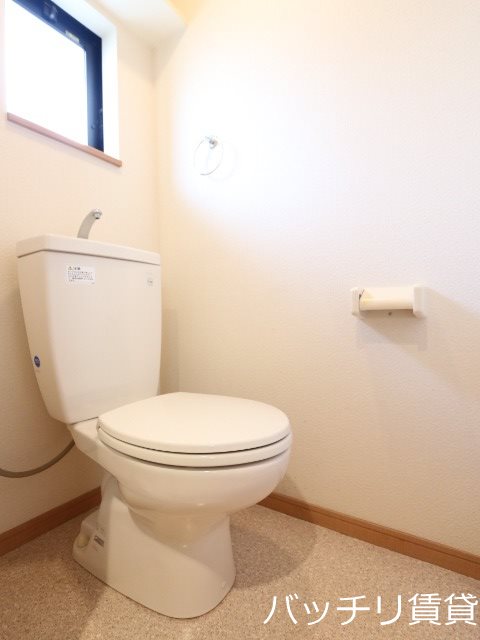 トイレ　同型タイプの為、現状を優先致します。