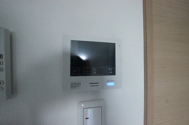 セキュリティ　同物件別号室のものです。