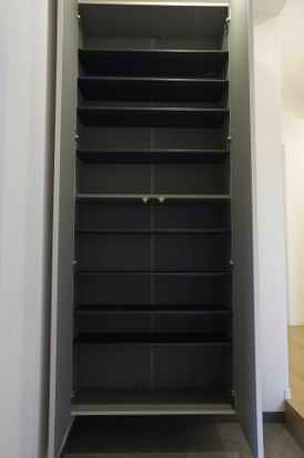 玄関　☆シューズボックス付き玄関☆