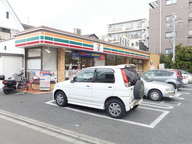 コンビニ　セブンイレブン（コンビニ）まで230m