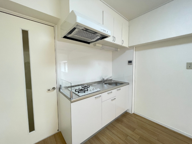 キッチン　キッチン取替えしました。２口ガスコンロ付き