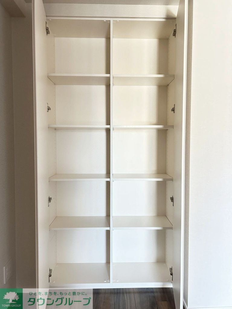 収納　クローゼット（約10.0帖のリビングダイニングキッチン）