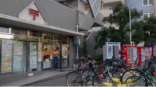 郵便局　住之江南加賀屋郵便局（郵便局）まで995m