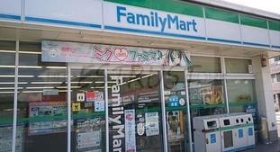 コンビニ　ファミリーマート 横浜野毛仲通り店（コンビニ）まで355m