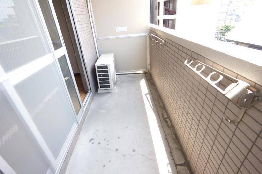 バルコニー　バルコニー