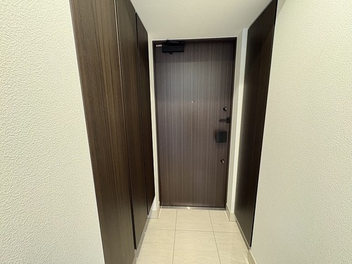 玄関　下駄箱