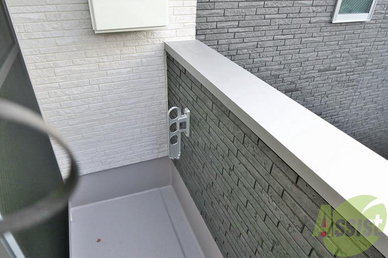 バルコニー　東向きですので、洗濯物がよく乾きそうです☆