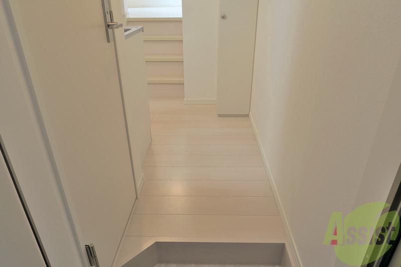 玄関　玄関にはシューズボックスも完備☆広く使えます