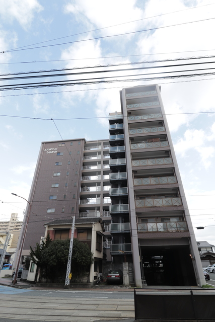 建物外観　ハウスメイトの管理物件♪ご入居後２４時間のコールセンターあり