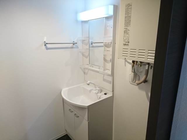 洗面設備　シャンプードレッサー