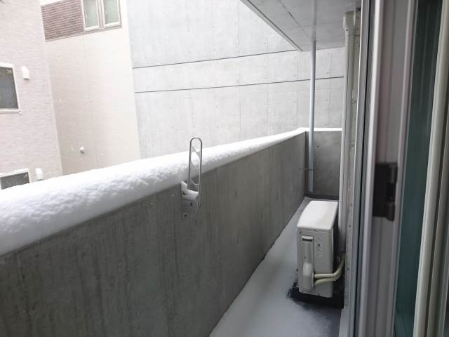 バルコニー　バルコニー付き