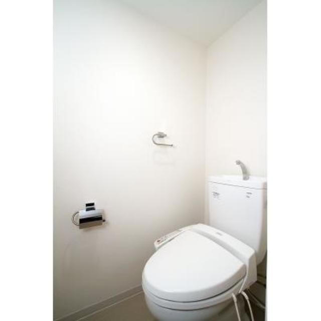 トイレ　写真は同タイプ住居です