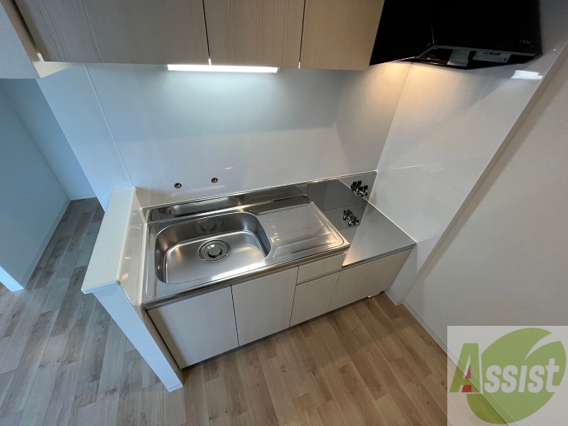 キッチン　キッチンです。ご自身でコンロを設置していただけます。