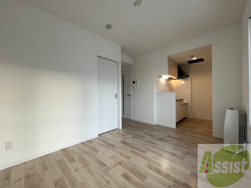 居室・リビング　広々としたリビングですね。使い勝手がよさそうですね！