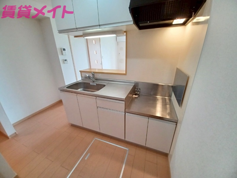 キッチン　同型参考写真