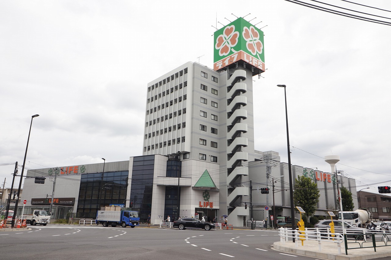 スーパー　ライフ平和台店（スーパー）まで800m