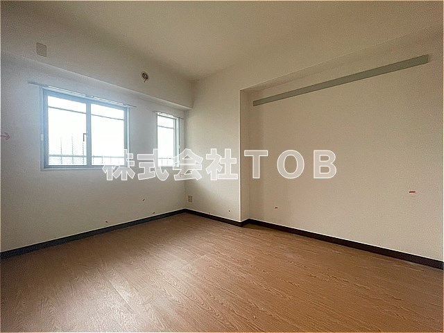 その他部屋・スペース　納戸5.7帖※クリーニング中の撮影※