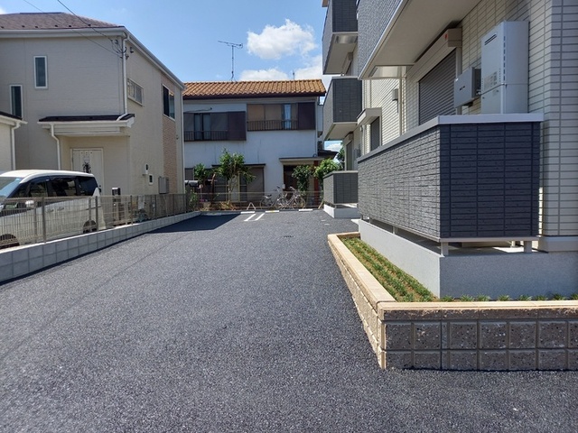 駐車場　駐車場