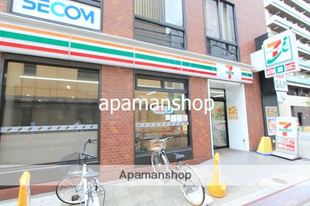 コンビニ　セブンイレブン（コンビニ）まで40m