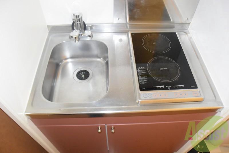 キッチン　ラジエントヒーターで安全に料理ができます！！