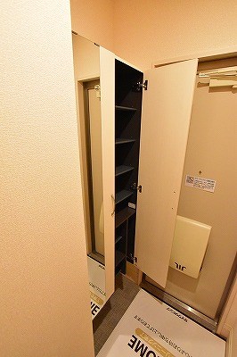 玄関　内観イメージ　現状優先