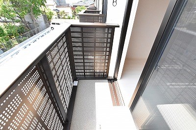 バルコニー　内観イメージ　現状優先