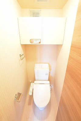 トイレ　温水洗浄便座付き　同タイプイメージ　現状優先