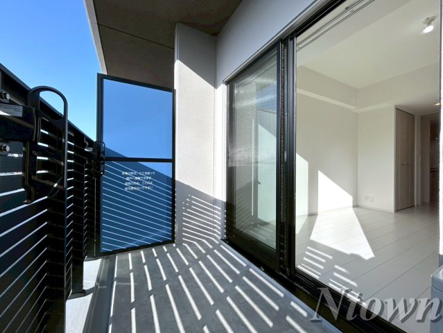 バルコニー　お洗濯にも便利なバルコニー付き