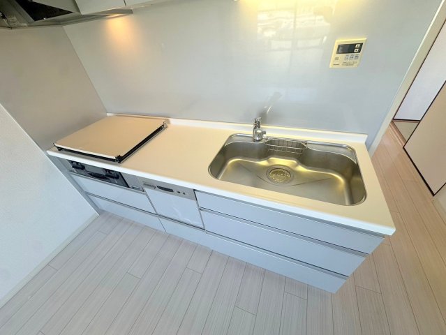 キッチン　あなたの好みに合わせたコンロを置いてくださいね。