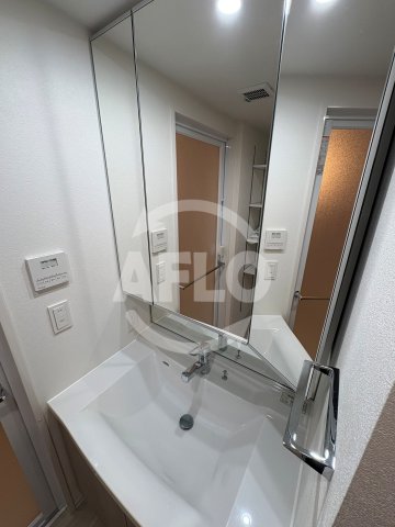 洗面設備　アーバネックス天満橋South　洗面台