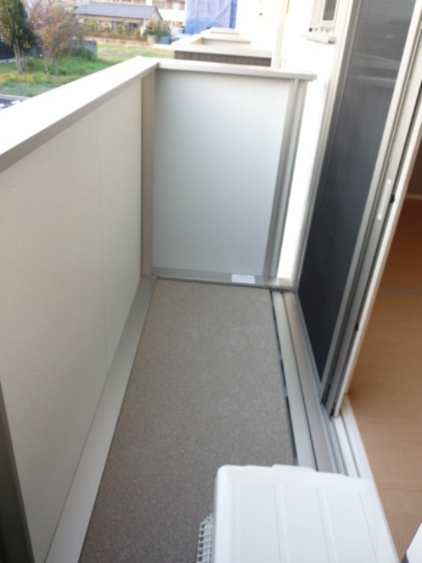 バルコニー　図面と現状に相違がある場合には現状を優先