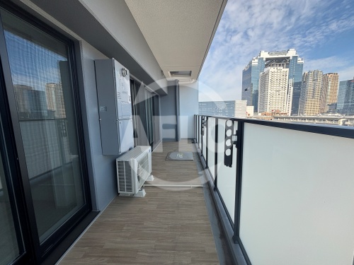 バルコニー　ソルレヴェンテ新梅田　バルコニー