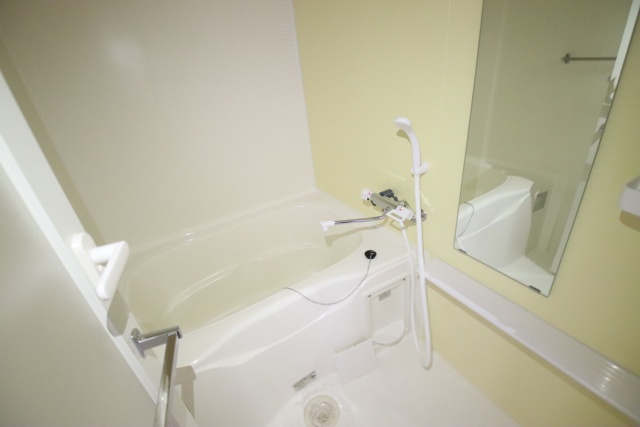 バス・シャワールーム　※別室の参考写真の為、現況優先です。