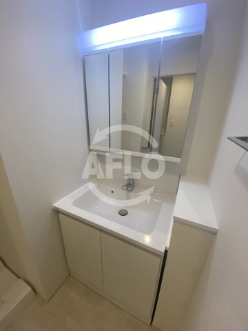 洗面設備　スプランディッド天王寺III　独立洗面台