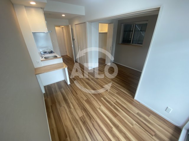 居室・リビング　スプランディッド天王寺III　リビング