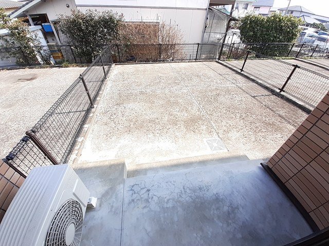 庭　お庭で自由な時間を過ごせます