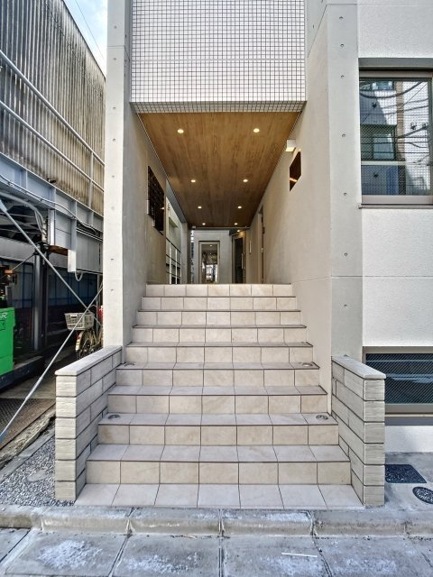 エントランス　☆きれいなエントランス☆