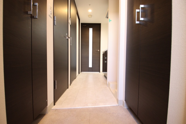 玄関　※別室の参考写真の為、現況優先です。