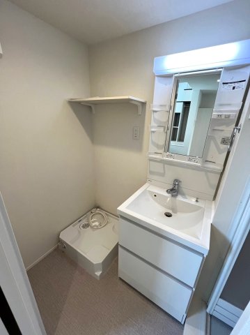 洗面設備　同シリーズ物件の参考写真になります※現況優先