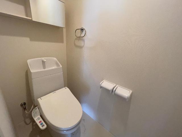 トイレ　シャワー付トイレ