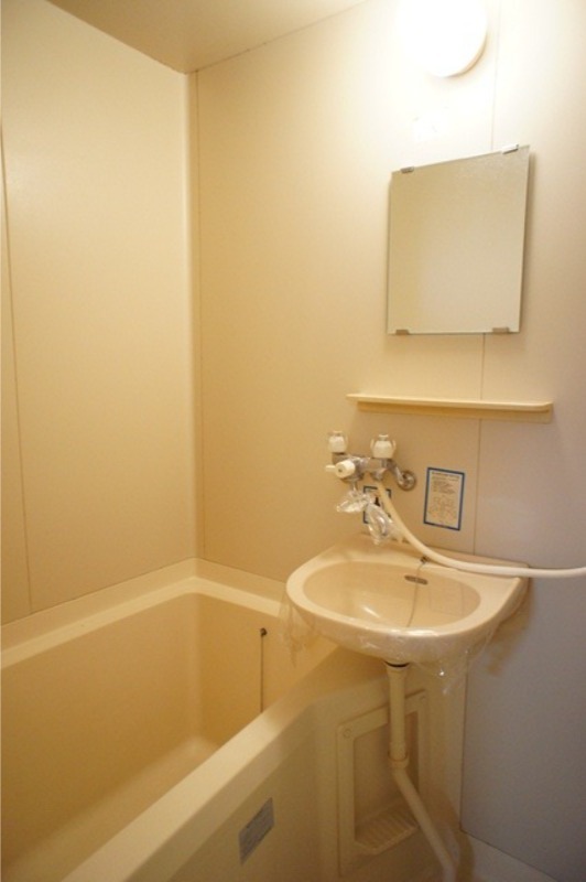 バス・シャワールーム　図面と現状に相違がある場合には現状を優先