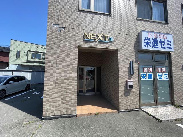 エントランス　エントランス部分