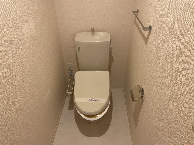 トイレ　シンプルで使いやすいトイレです