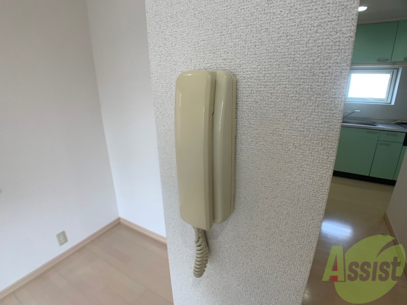 セキュリティ　インターホンは通話ができるので急な訪問があっても安心です。