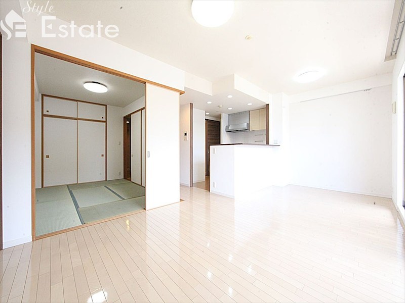 居室・リビング　内装