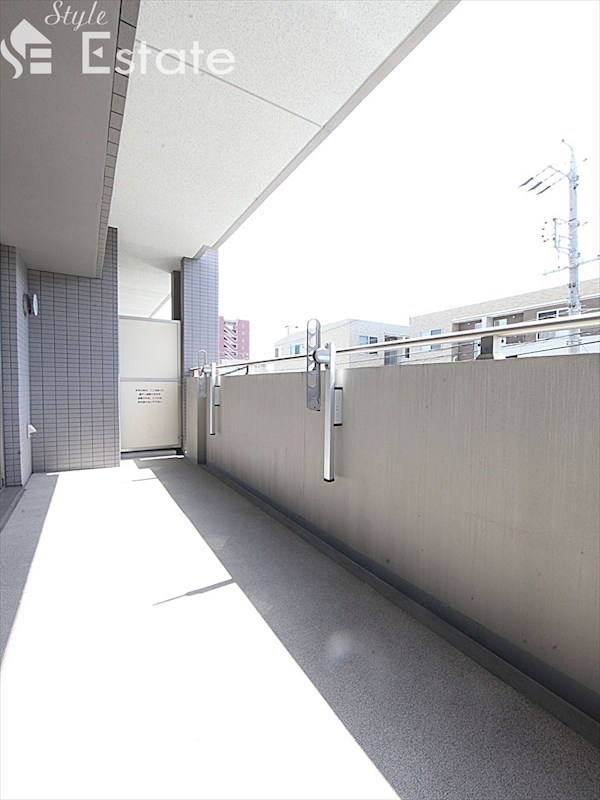 バルコニー　バルコニー