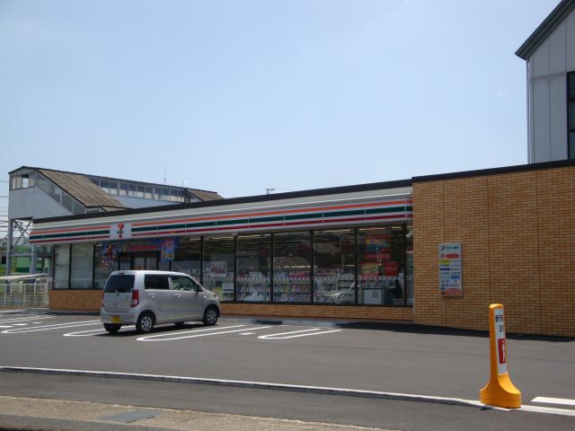 コンビニ　セブンイレブン（コンビニ）まで480m