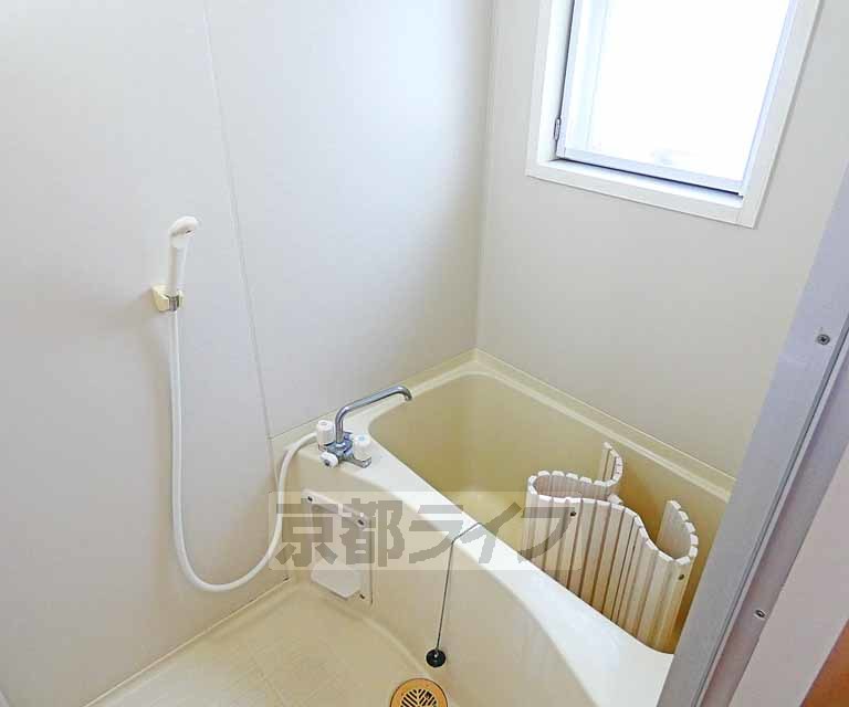 バス・シャワールーム　清潔感のある浴室です！